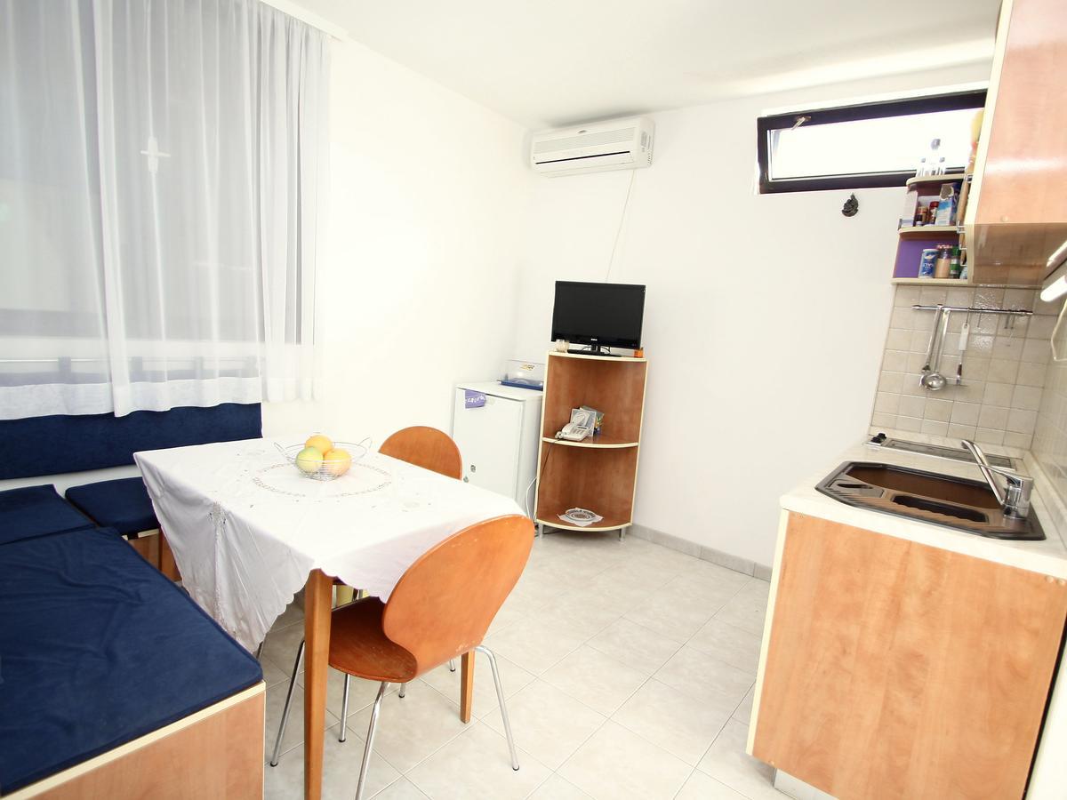 Holiday Home Parunov By Interhome Rogač Екстериор снимка