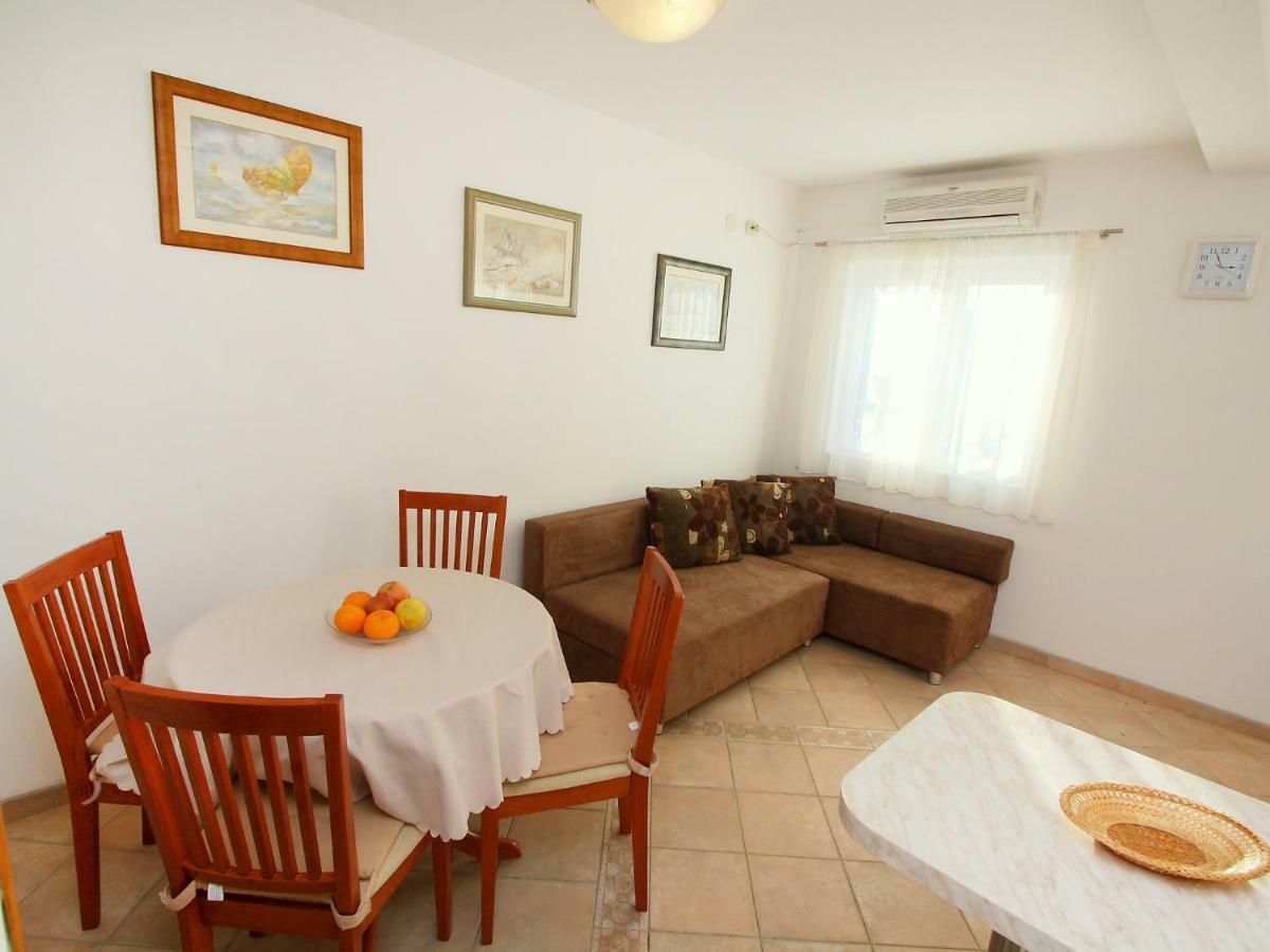 Holiday Home Parunov By Interhome Rogač Екстериор снимка