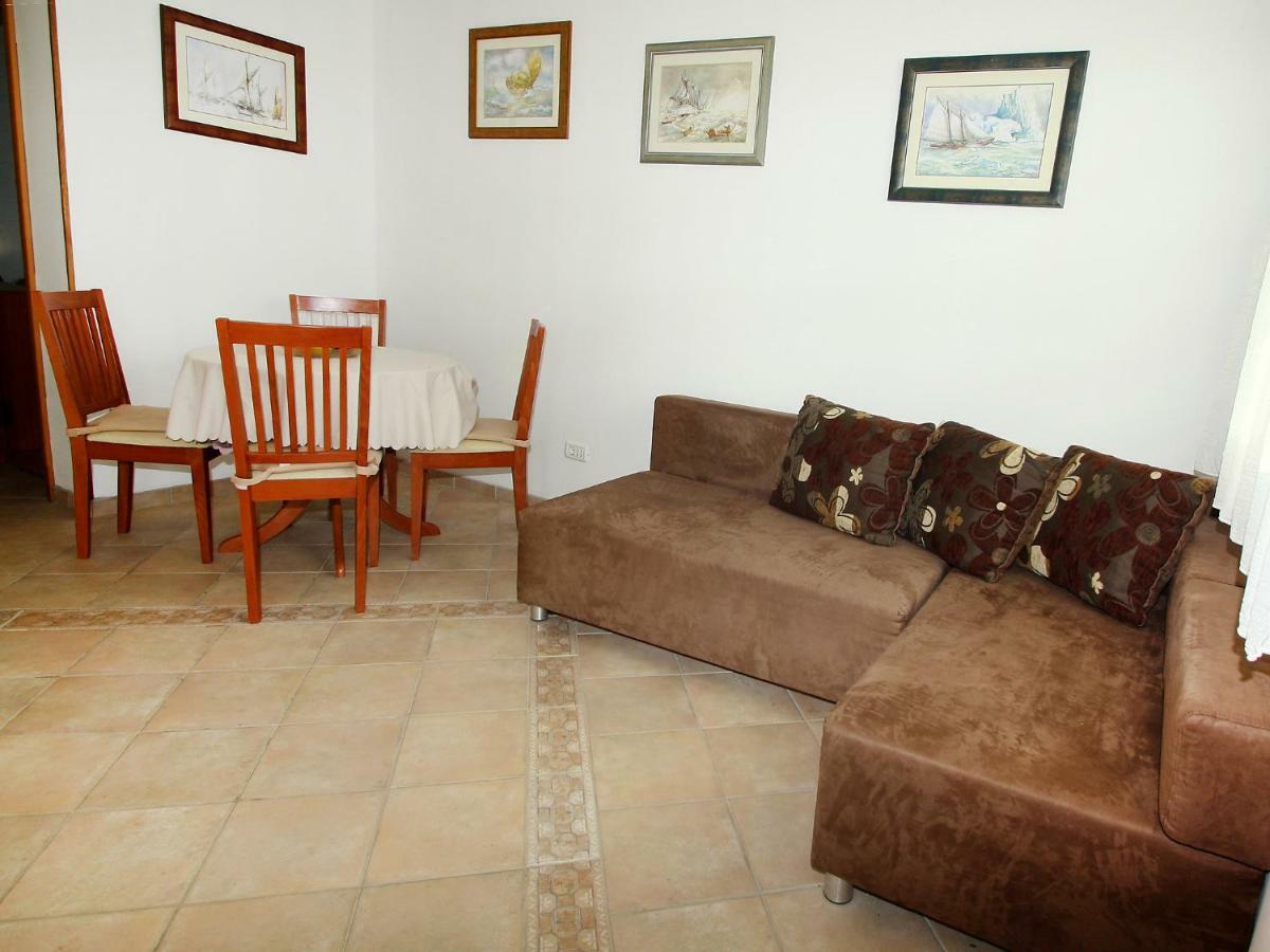 Holiday Home Parunov By Interhome Rogač Екстериор снимка